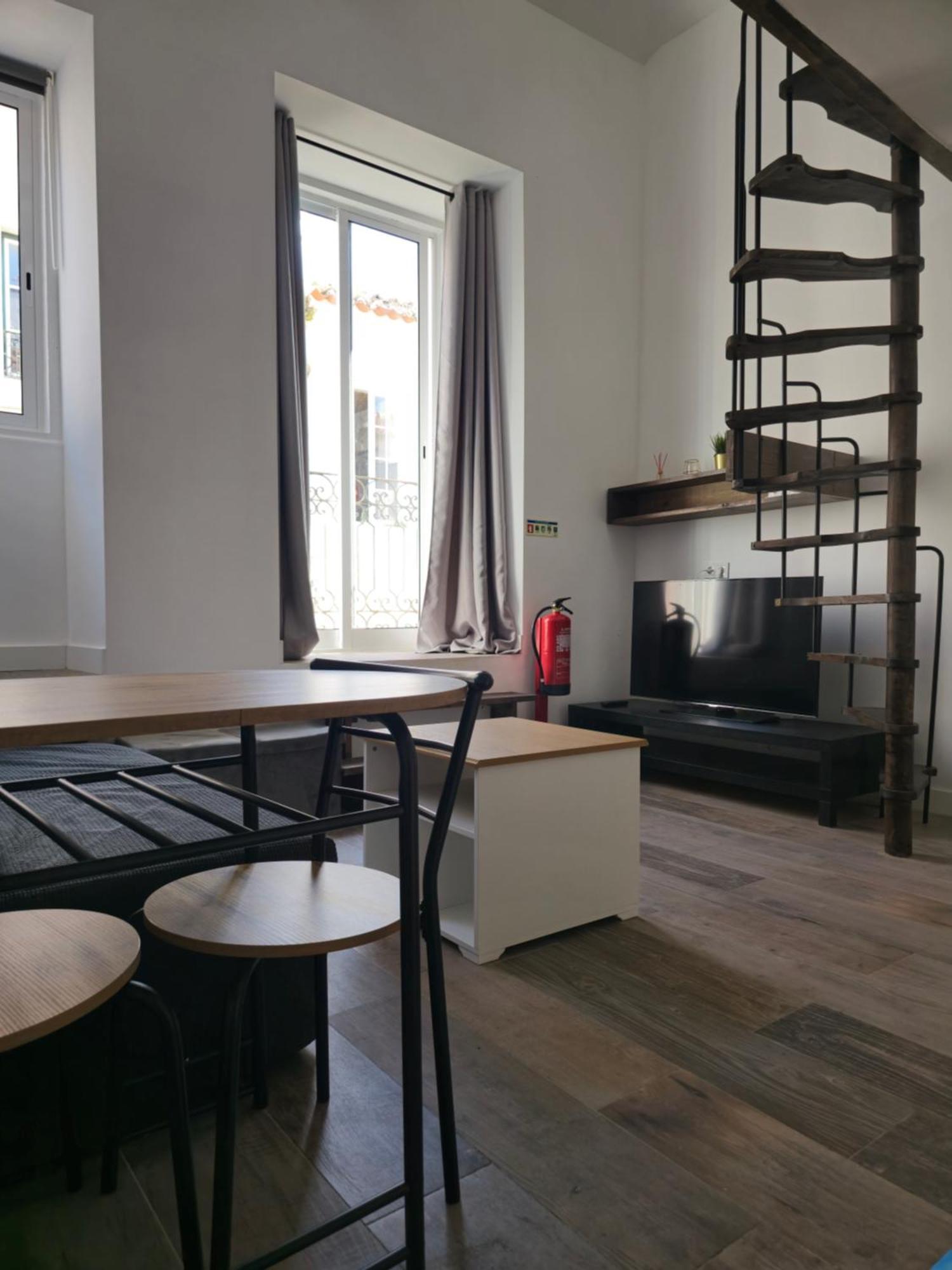 Esther Apartment Cozy Vacay Suite Setúbal Buitenkant foto